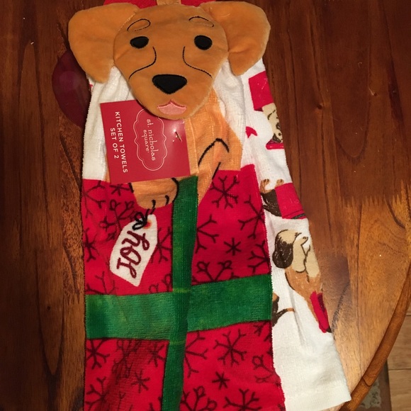 St. Nicholas Square Kitchen Towel Gift Set -NWT - Picture 2 of 5